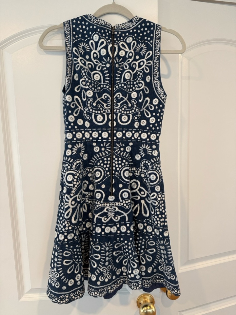 Alice + Olivia Navy and White Embroidered Fit-and-Flare Dress - Picture 2 of 2